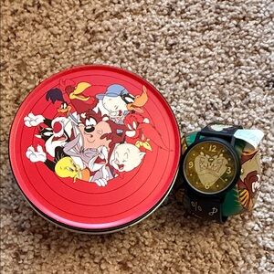 Warner Bros. Looney Tunes Tasmanian Devil holographic Watch